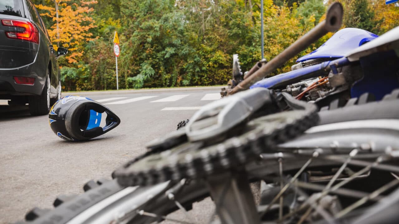 Schmerzensgeld bei Motorradunfällen: Umfassender Ratgeber für Betroffene