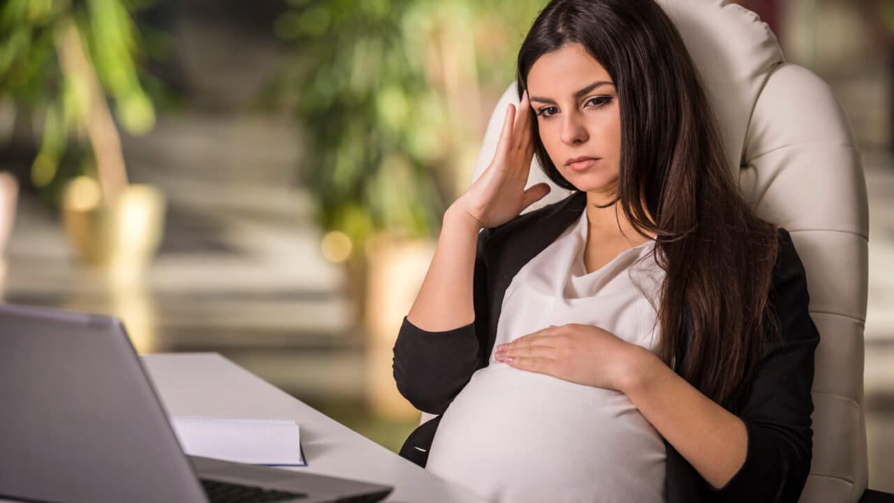 Geburtsschäden und Schmerzensgeld für die Mutter: Rechte und Ansprüche